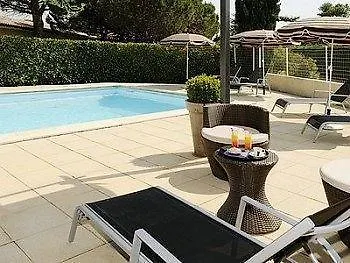 Logis Le Mistral - Restaurant - Montelimar Sud 酒店