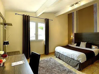 Logis Le Mistral - Restaurant - Montelimar Sud 酒店 Châteauneuf-du-Rhône