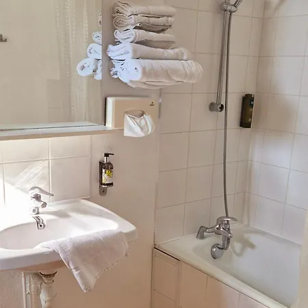 Logis Hotel Le Mistral - Restaurant - Montelimar Sud 3*