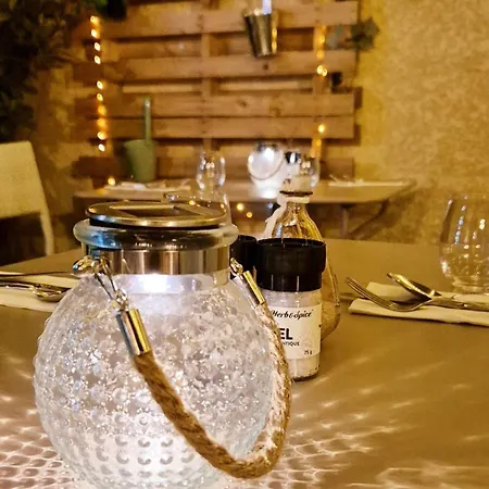 Logis Hotel Le Mistral - Restaurant - Montelimar Sud