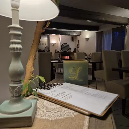 Logis Hotel Le Mistral - Restaurant - Montelimar Sud Chateauneuf-du-Rhone