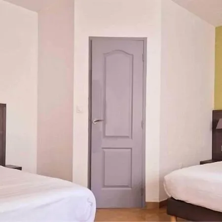 Logis Le Mistral - Montélimar Sud Hotel Châteauneuf-du-Rhône