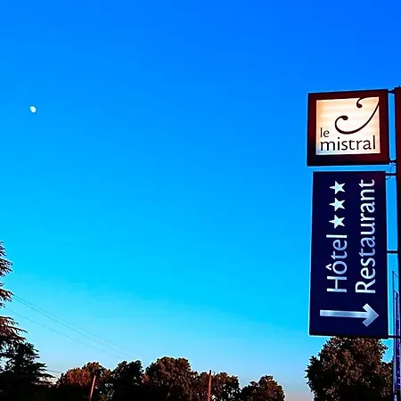 Logis Le Mistral - Montélimar Sud 3* Châteauneuf-du-Rhône