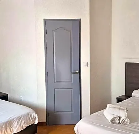 Hotel Logis Le Mistral - Montélimar Sud 3*