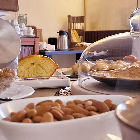 Logis Le Mistral - Montélimar Sud Hotel 3*